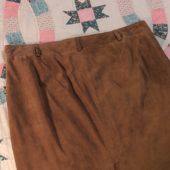 Brown Suede Skirt - Picture 8 of 10
